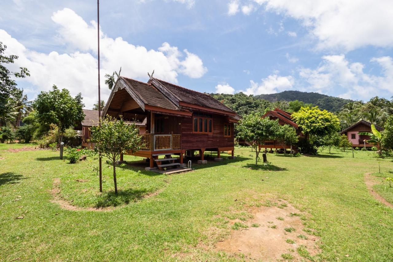 Oyo 1143 Phet Luran Thai Resort Kohchang Koh Chang Exterior foto